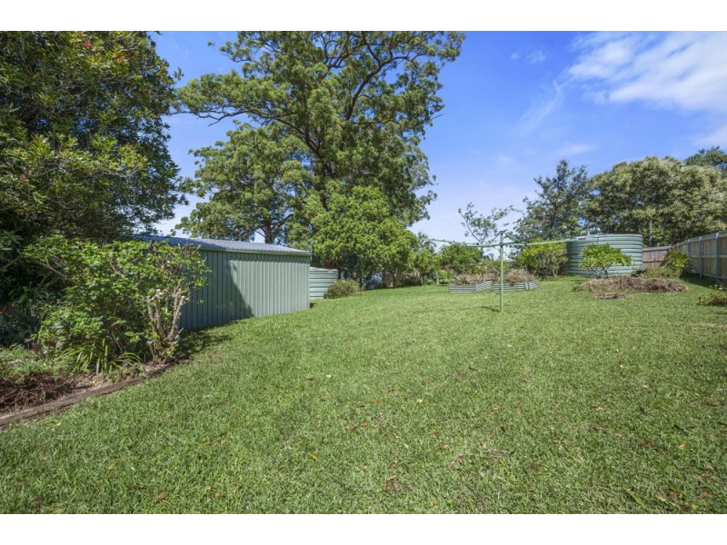 4 Andren Close, Bonville NSW 2441