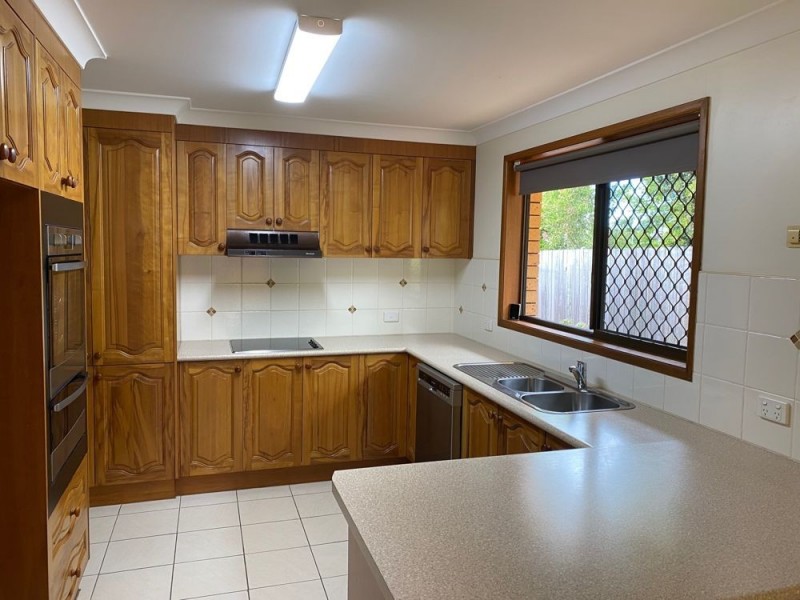1/2 Azalea Avenue, Coffs Harbour NSW 2450