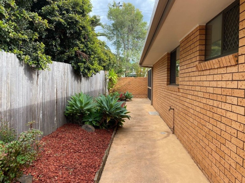 1/2 Azalea Avenue, Coffs Harbour NSW 2450