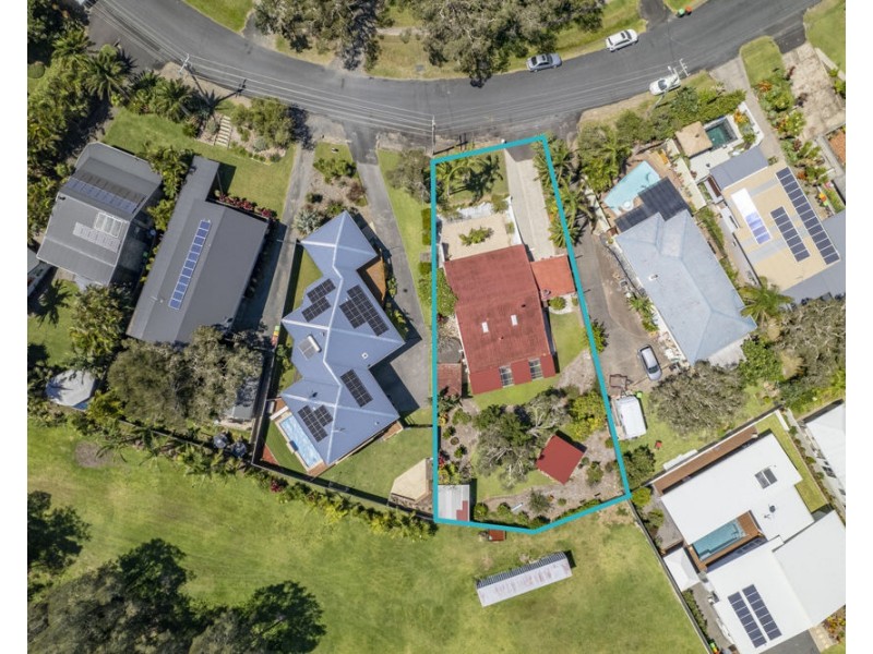 42 Bluff Road, Emerald Beach NSW 2456