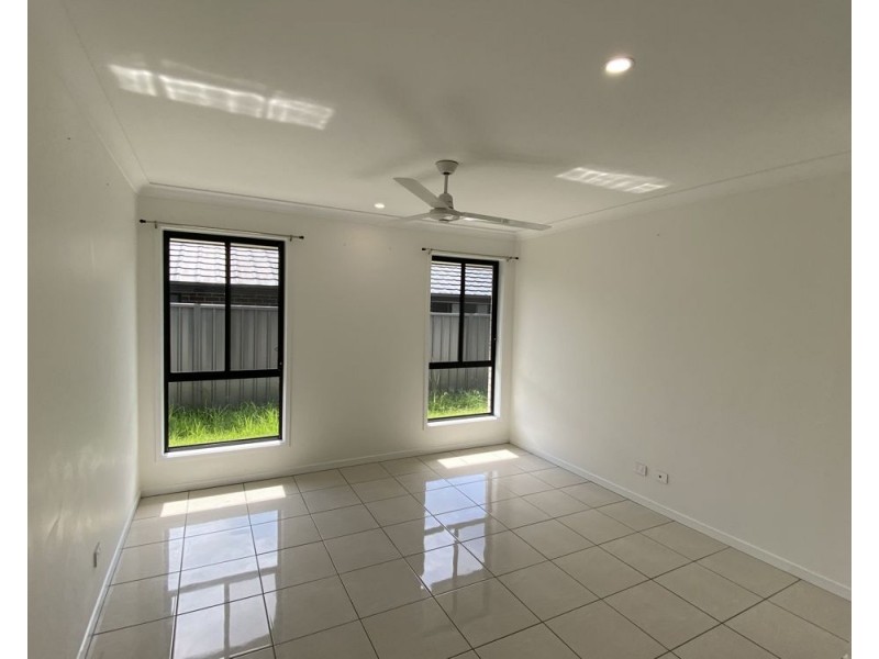17 Rockpool Avenue, Sandy Beach NSW 2456