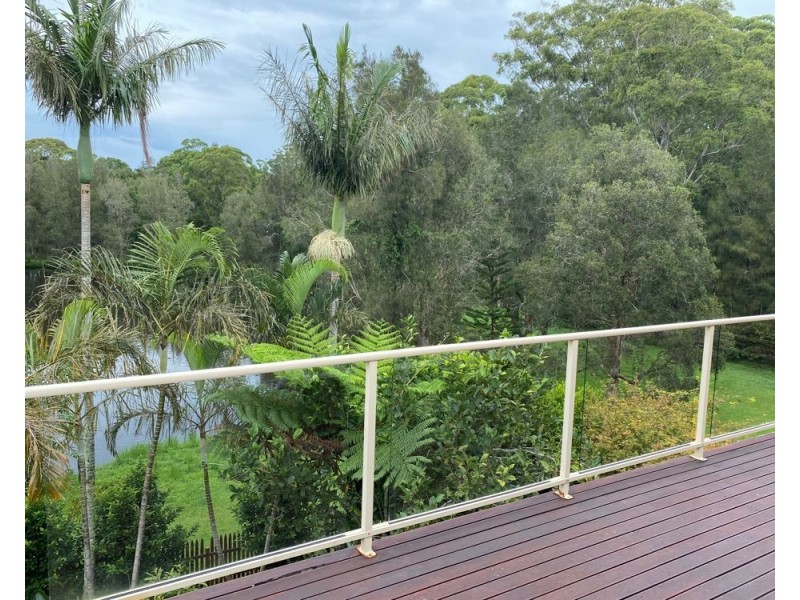 4 Shaws Close, Boambee East NSW 2452