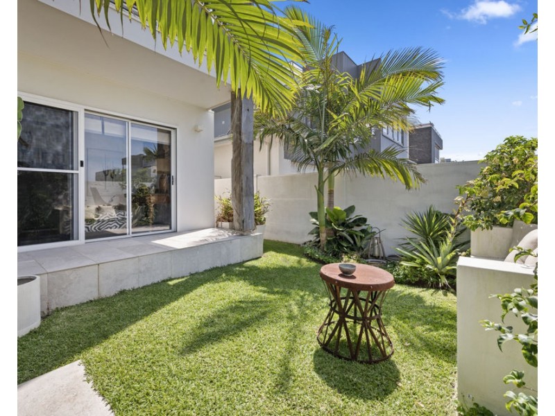 3 Oceanfront Drive, Sapphire Beach NSW 2450