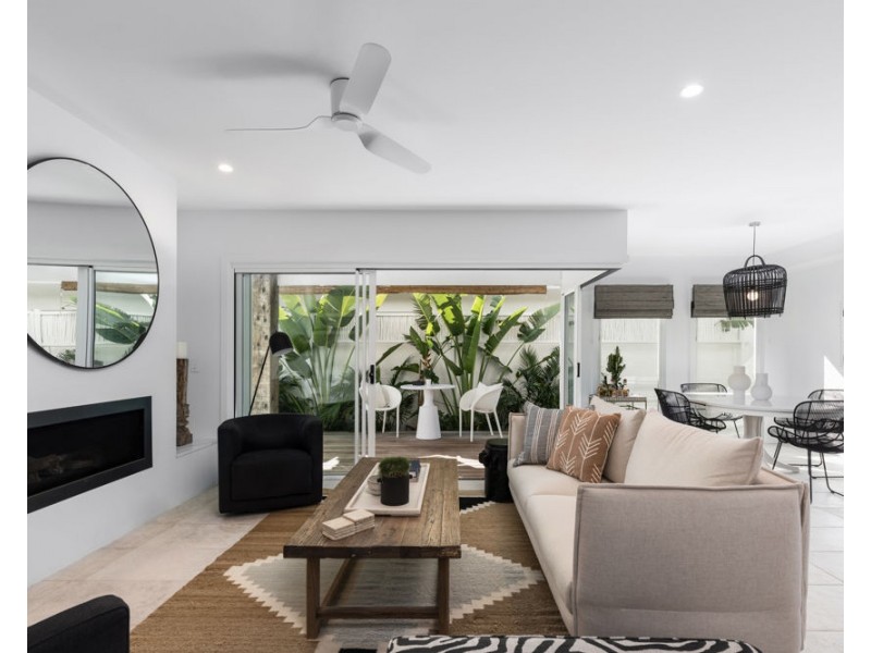 3 Oceanfront Drive, Sapphire Beach NSW 2450