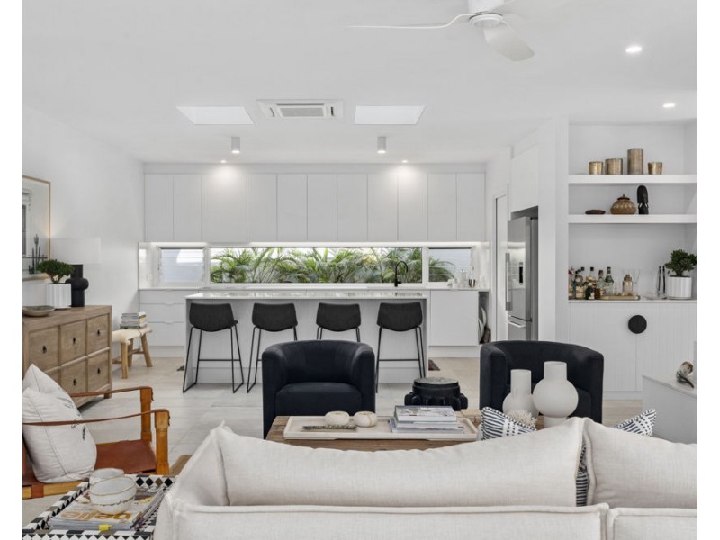 3 Oceanfront Drive, Sapphire Beach NSW 2450