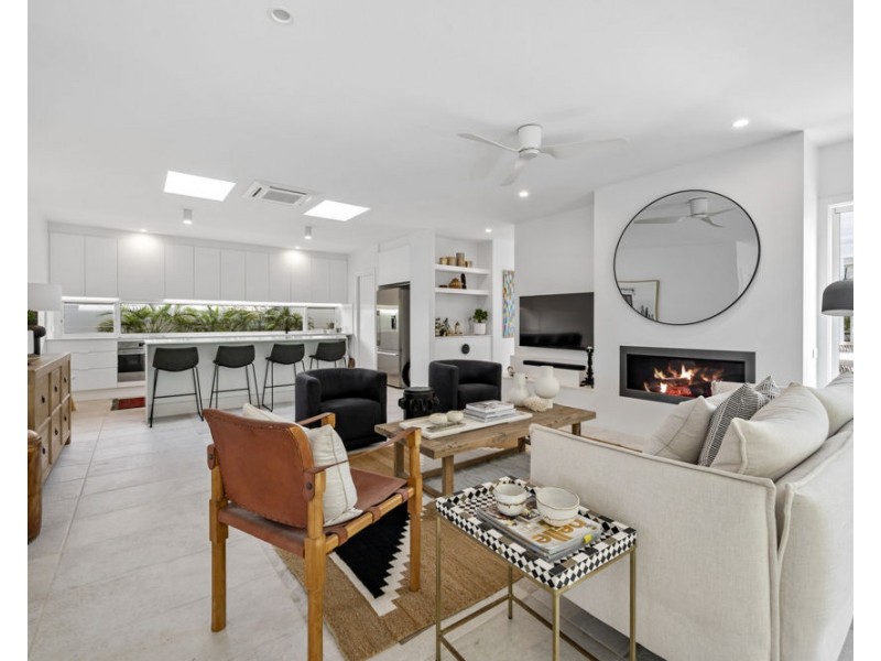 3 Oceanfront Drive, Sapphire Beach NSW 2450