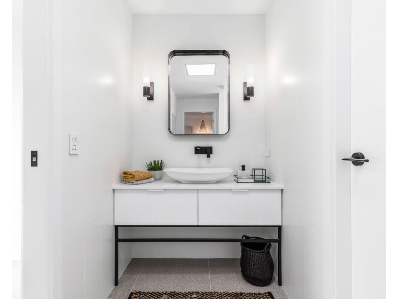 3 Oceanfront Drive, Sapphire Beach NSW 2450