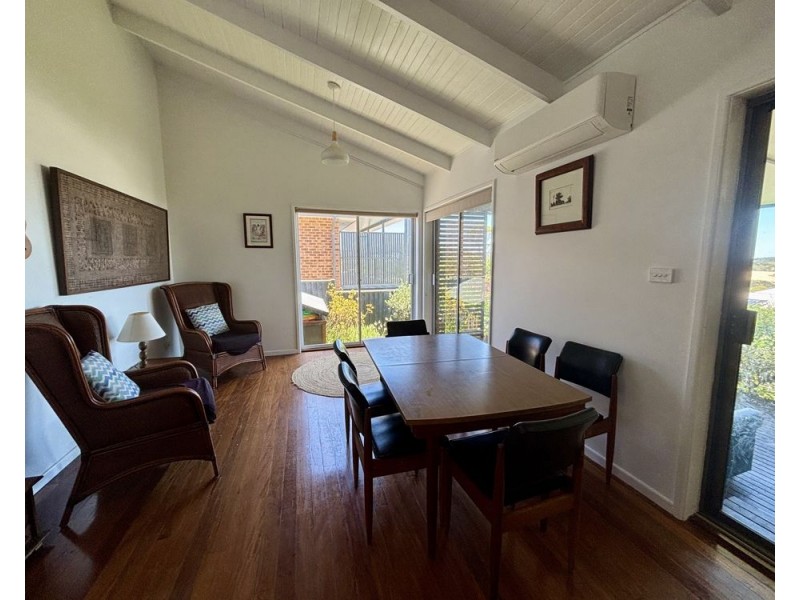 2/49 Dammerel Crescent, Emerald Beach NSW 2456