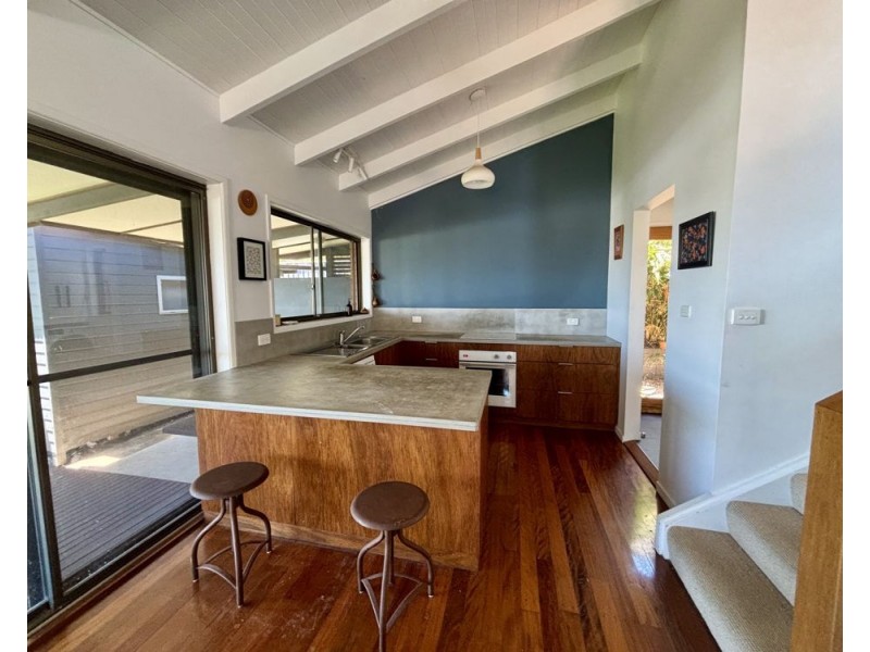 2/49 Dammerel Crescent, Emerald Beach NSW 2456