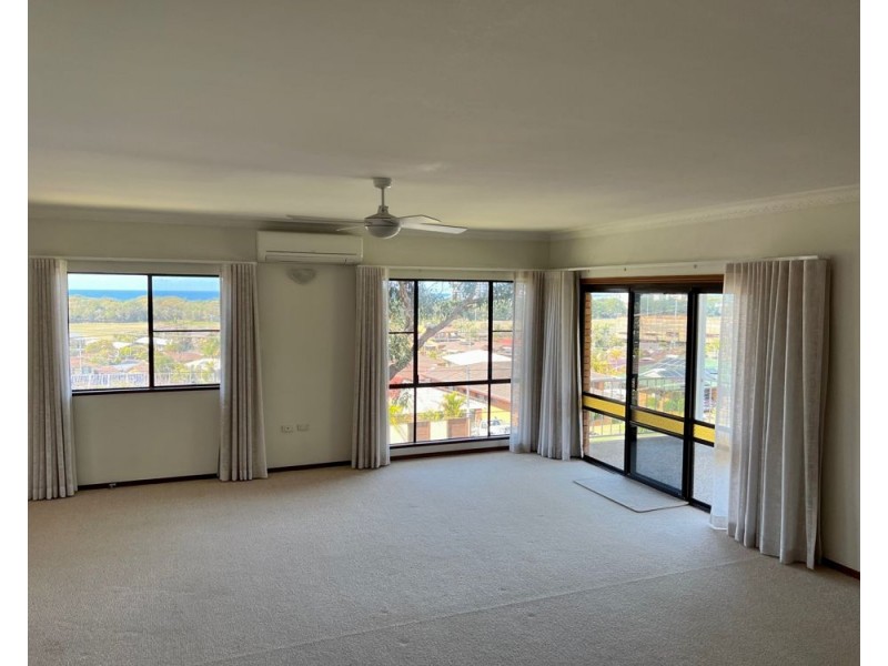 35 Manning Avenue, Coffs Harbour NSW 2450