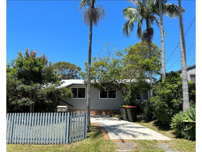 8 Maple Road, Sandy Beach NSW 2456
