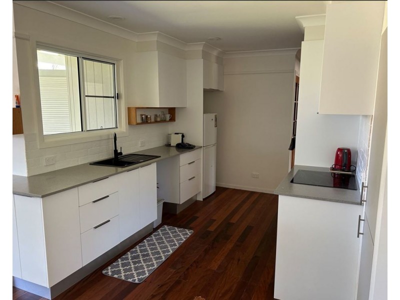8 Maple Road, Sandy Beach NSW 2456