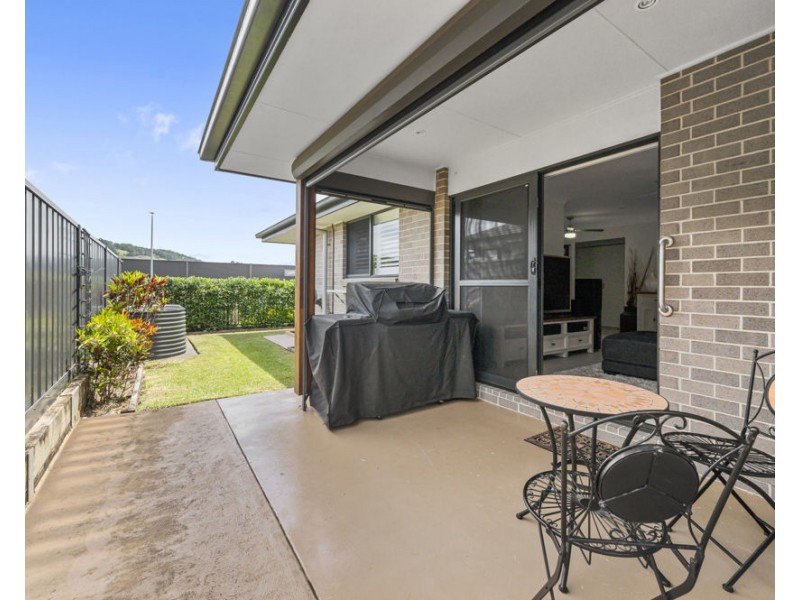 2/17 Sullivans Rd, Moonee Beach NSW 2450