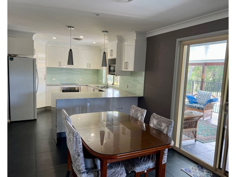 25 Burridge Avenue, North Boambee Valley NSW 2450