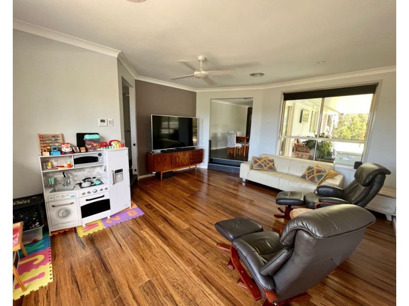 25 Burridge Avenue, North Boambee Valley NSW 2450