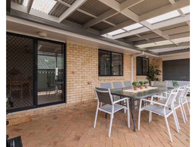 6 Ocean Links Close, Safety Beach NSW 2456