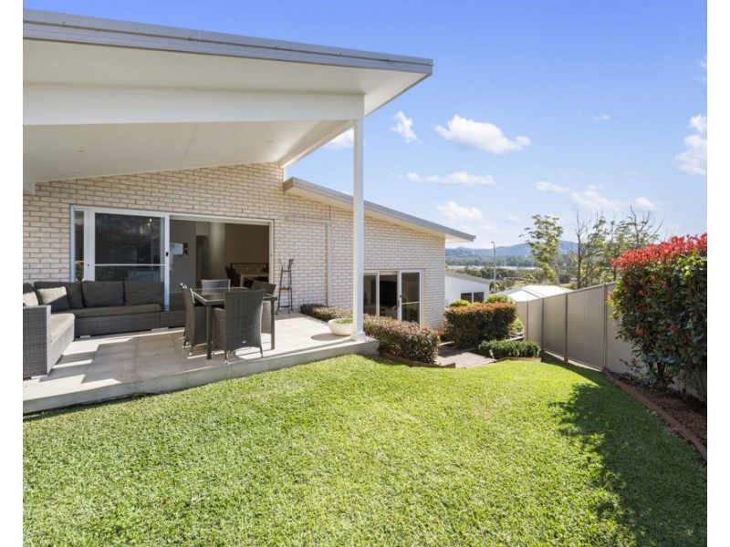 17 Parkland Parade, Coffs Harbour NSW 2450