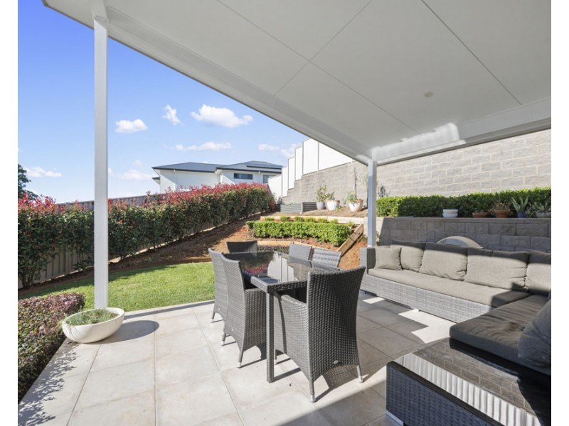 17 Parkland Parade, Coffs Harbour NSW 2450
