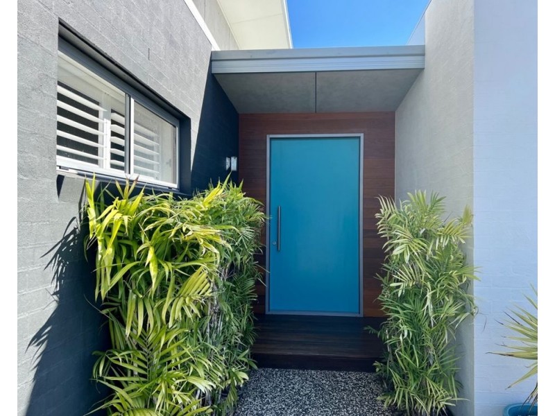 4 Broadwater Street, Sandy Beach NSW 2456