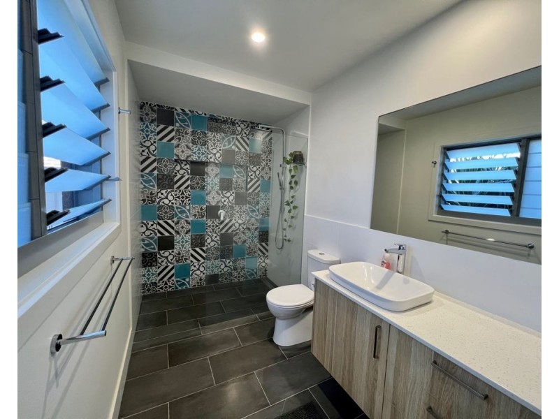 4 Broadwater Street, Sandy Beach NSW 2456