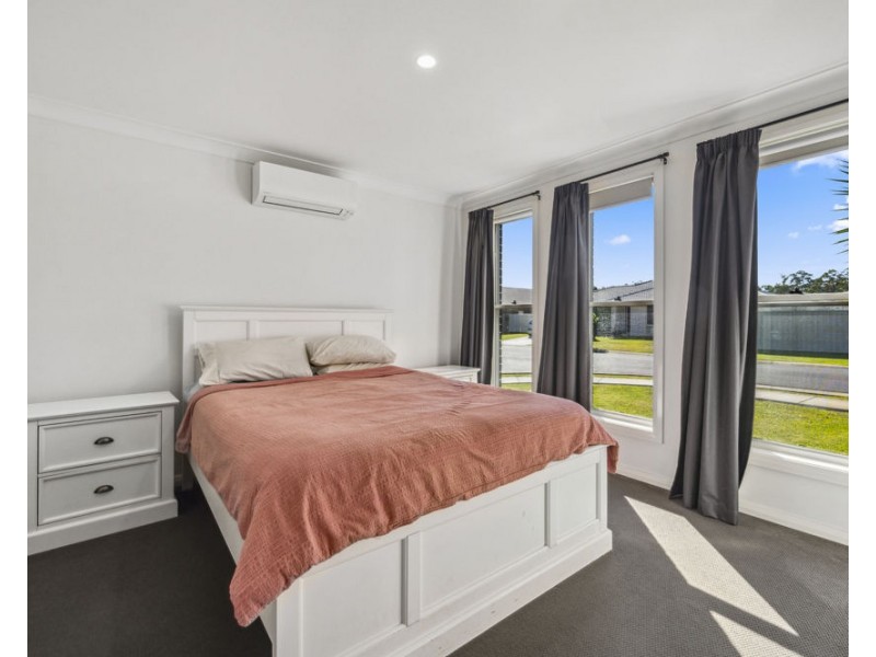 14 & 14A Seabeach Street, Sandy Beach NSW 2456