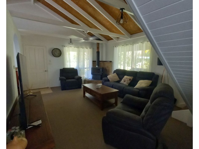 12 Grafton Street, Nana Glen NSW 2450