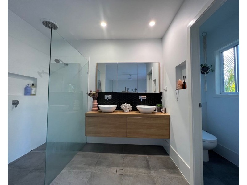 12 Cherry Street, Sapphire Beach NSW 2450