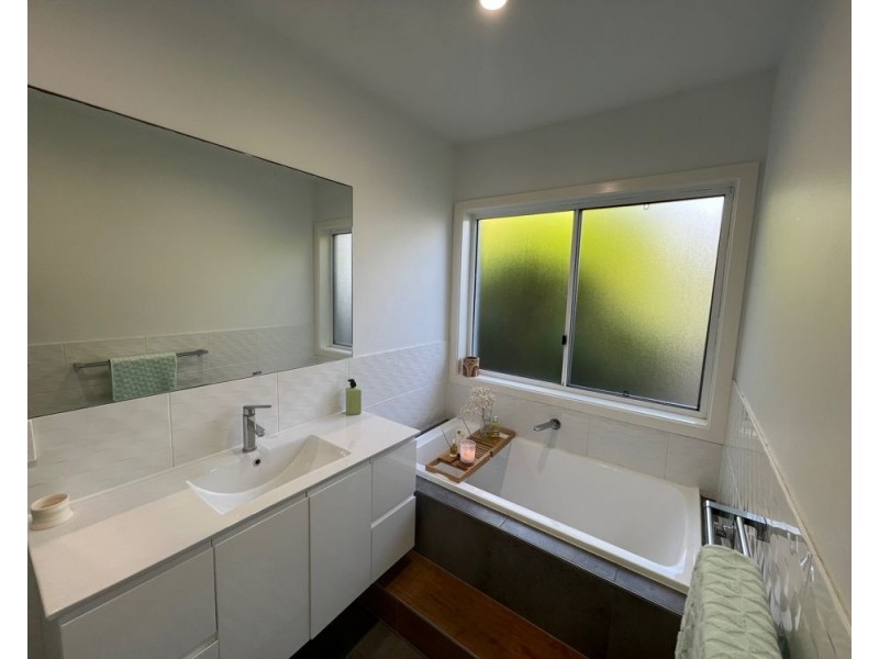 12 Cherry Street, Sapphire Beach NSW 2450