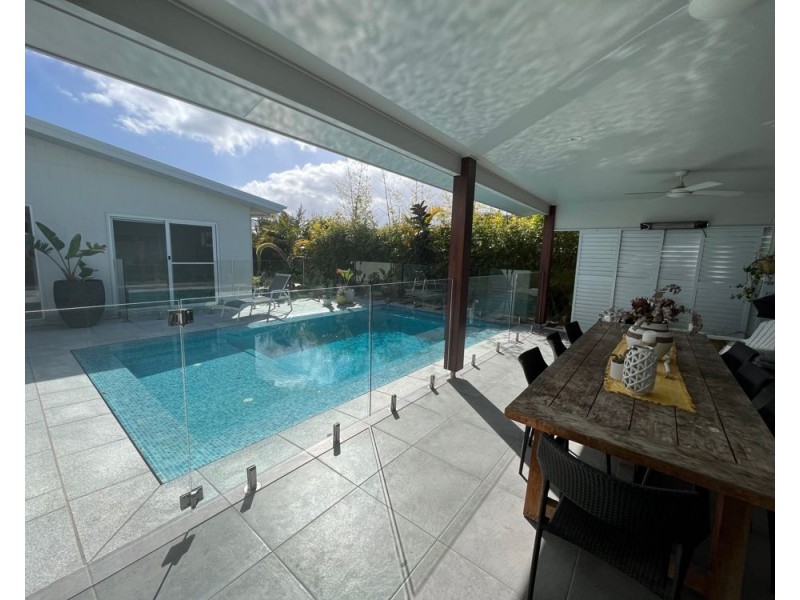 12 Cherry Street, Sapphire Beach NSW 2450