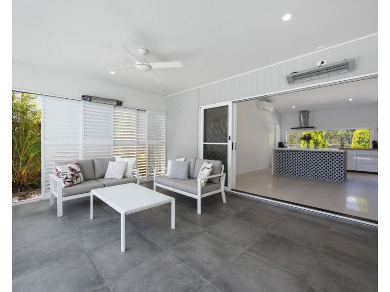 12 Cherry Street, Sapphire Beach NSW 2450