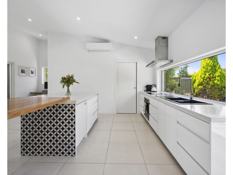 12 Cherry Street, Sapphire Beach NSW 2450