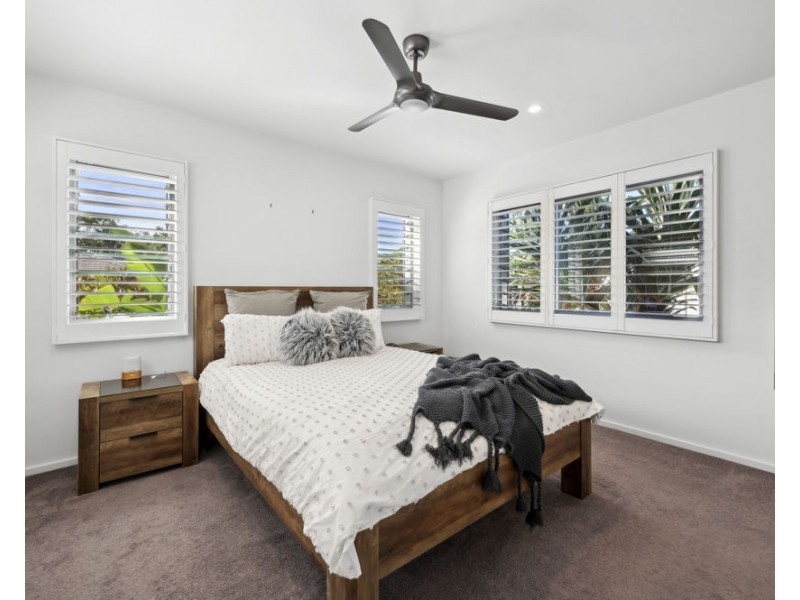 4 Broadwater Street, Sandy Beach NSW 2456