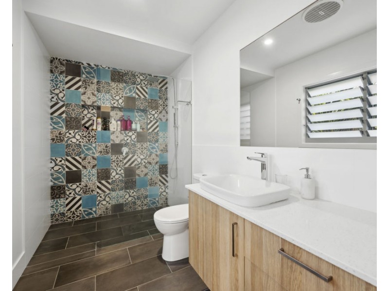 4 Broadwater Street, Sandy Beach NSW 2456