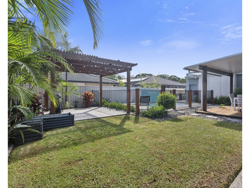 4 Broadwater Street, Sandy Beach NSW 2456