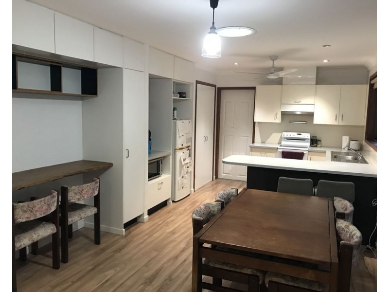 2/8 Wansborough Avenue, Moonee Beach NSW 2450
