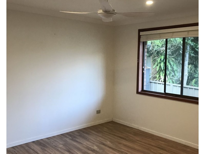 2/8 Wansborough Avenue, Moonee Beach NSW 2450