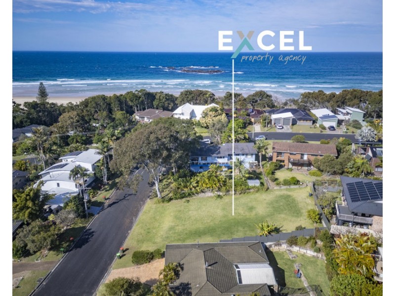 72 Safety Beach Drive, Safety Beach NSW 2456
