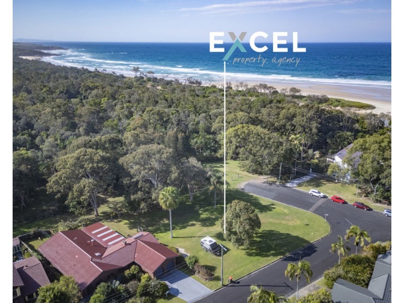 19 Ocean Drive, Safety Beach NSW 2456