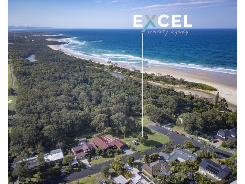 19 Ocean Drive, Safety Beach NSW 2456
