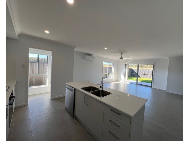 3 Cockatoo Ridge, Bonville NSW 2441