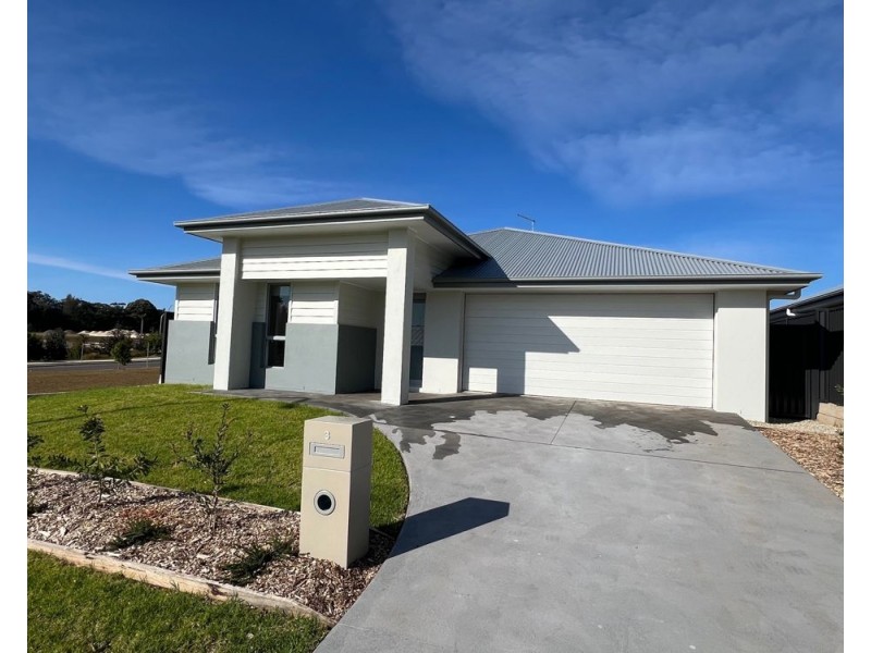 3 Cockatoo Ridge, Bonville NSW 2441