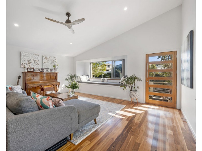 58 North Sapphire Road, Sapphire Beach NSW 2450