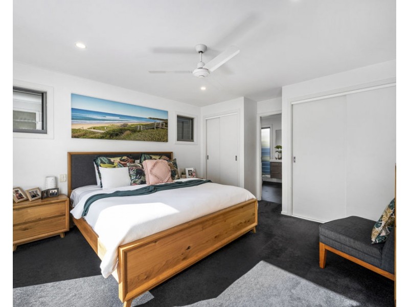 58 North Sapphire Road, Sapphire Beach NSW 2450