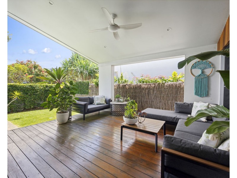 58 North Sapphire Road, Sapphire Beach NSW 2450