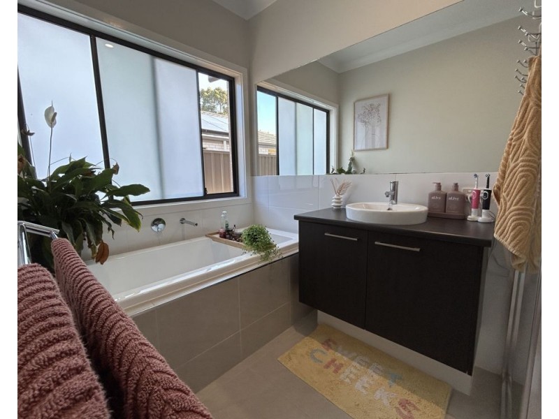 1 Shorebird Way, Sandy Beach NSW 2456