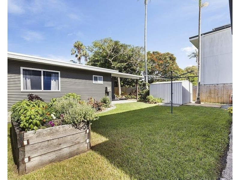 60 Sandys Beach Road, Sandy Beach NSW 2456