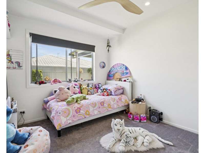 12 Broadwater Street, Sandy Beach NSW 2456