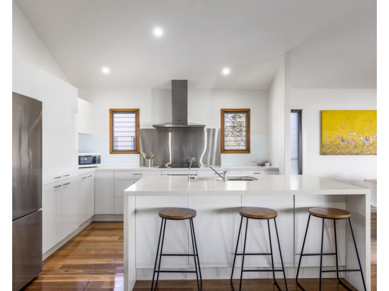 31 Ocean View Crescent, Emerald Beach NSW 2456