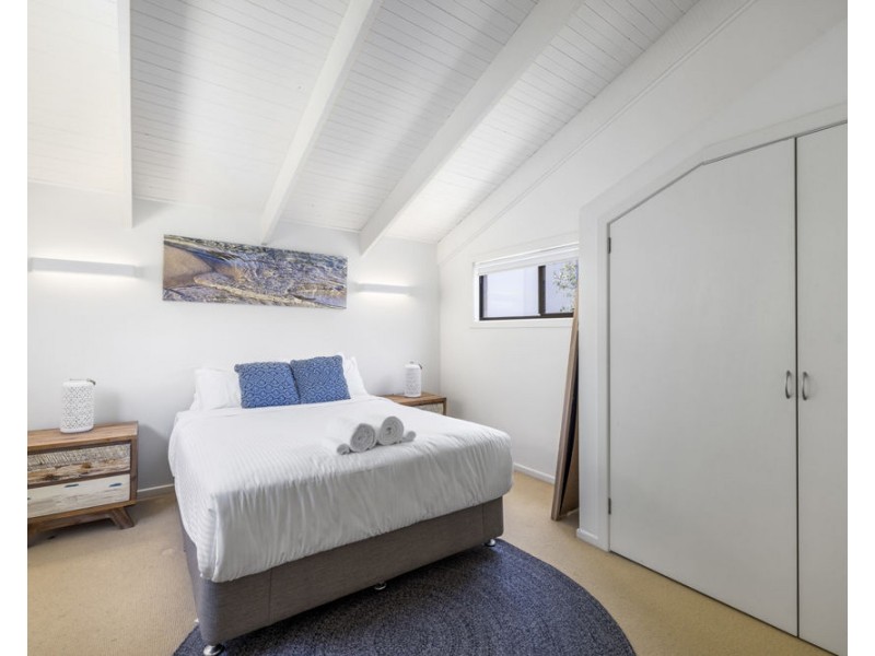 31 Ocean View Crescent, Emerald Beach NSW 2456
