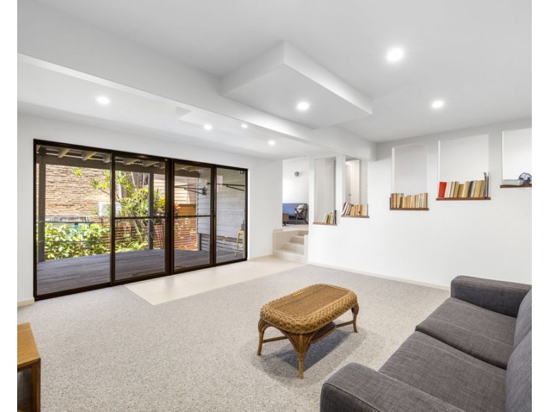 31 Ocean View Crescent, Emerald Beach NSW 2456